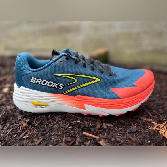 Brooks Other - Brooks Vibrant Blue and Coral Athletic Shoes